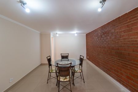 Apartamento à venda com 83m², 2 quartos e 2 vagas Apartamento à venda com 83m², 2 quartos e 2 vagasSalas
