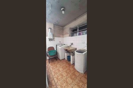 Área de Serviço de casa à venda com 3 quartos, 115m² em Pestana, Osasco