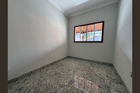 Casa à venda com 120m², 3 quartos e 2 vagas Casa à venda com 120m², 3 quartos e 2 vagasQuarto