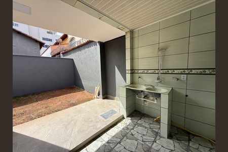 Área de serviço de casa para alugar com 3 quartos, 120m² em Minaslandia, Belo Horizonte