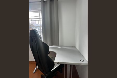 Quarto de apartamento para alugar com 2 quartos, 48m² em Cidade Industrial de Curitiba, Curitiba