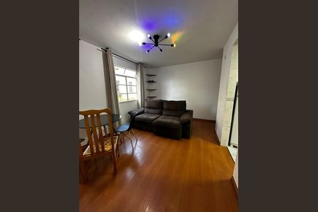 Apartamento para alugar com 48m², 2 quartos e 1 vagaSala