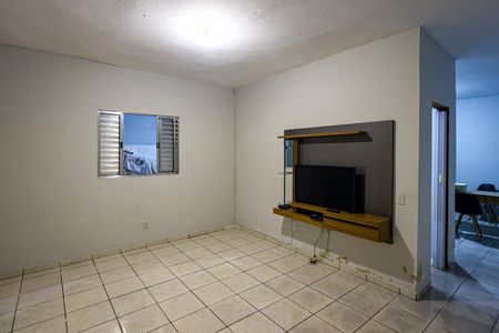 Casa à venda com 262m², 2 quartos e 2 vagas