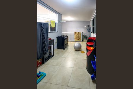 Casa à venda com 262m², 2 quartos e 2 vagas