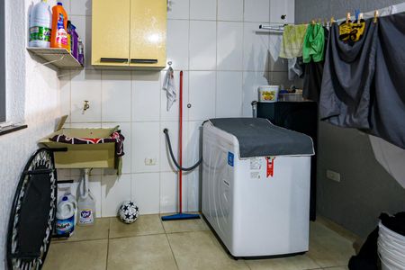Casa à venda com 262m², 2 quartos e 2 vagas