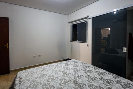 Casa à venda com 262m², 2 quartos e 2 vagas