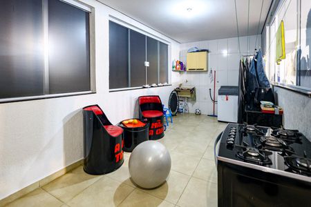 Casa à venda com 262m², 2 quartos e 2 vagas