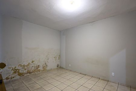 Casa à venda com 262m², 2 quartos e 2 vagas