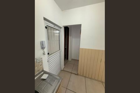 Cozinha de apartamento para alugar com 1 quarto, 33m² em Socorro, São Paulo