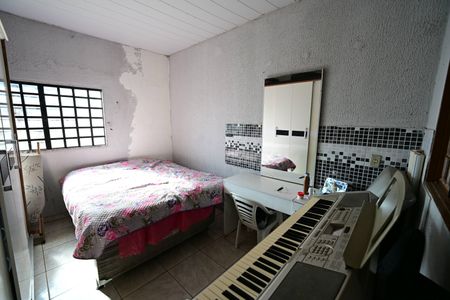Casa à venda com 4 quartos, 90m² em Residencial Itaipú, Goiânia