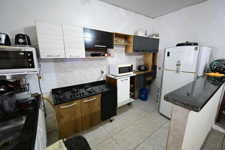 Casa à venda com 4 quartos, 90m² em Residencial Itaipú, Goiânia