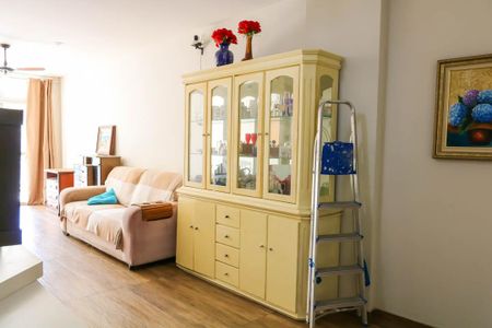 Apartamento à venda com 103m², 3 quartos e 1 vaga Apartamento à venda com 103m², 3 quartos e 1 vagaSala