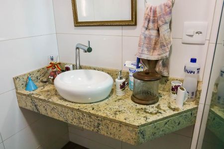 Apartamento à venda com 103m², 3 quartos e 1 vaga Apartamento à venda com 103m², 3 quartos e 1 vagaBanheiro do Quarto Suíte