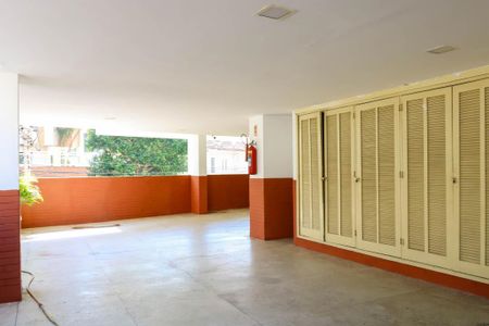 Apartamento à venda com 103m², 3 quartos e 1 vaga Apartamento à venda com 103m², 3 quartos e 1 vagaÁrea comum