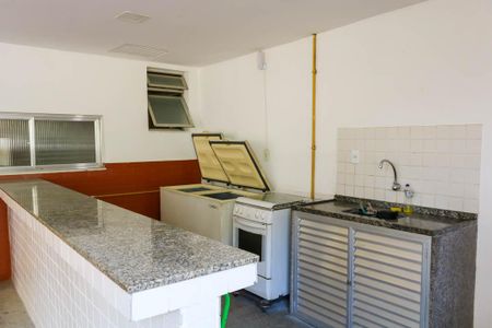 Apartamento à venda com 103m², 3 quartos e 1 vaga Apartamento à venda com 103m², 3 quartos e 1 vagaÁrea comum - Salão de festas