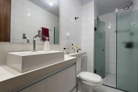 Banheiro de apartamento para alugar com 2 quartos, 62m² em Vila Augusta, Guarulhos