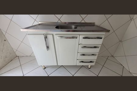 Cozinha - Armários de apartamento para alugar com 2 quartos, 44m² em Morada do Trevo, Betim