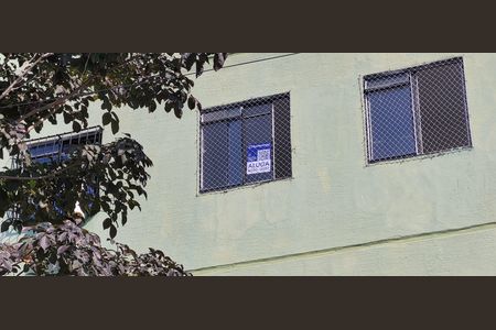 plaquinha instalada de apartamento para alugar com 2 quartos, 44m² em Morada do Trevo, Betim