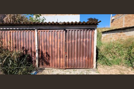 garagem anexa de apartamento para alugar com 2 quartos, 44m² em Morada do Trevo, Betim