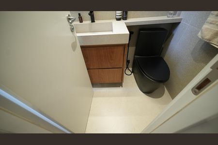 Apartamento à venda com 65m², 2 quartos e 2 vagasBanheiro da Suite 2