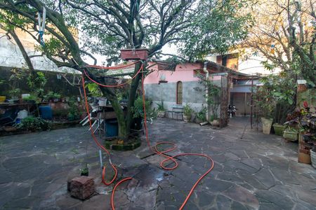 Casa à venda com 4 quartos, 200m² em Partenon, Porto Alegre