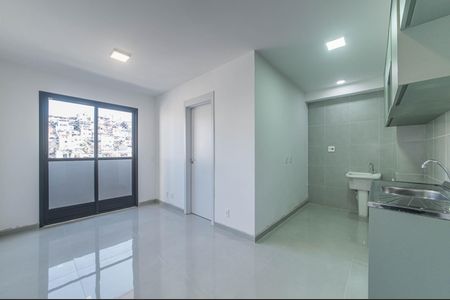 Sala de apartamento para alugar com 2 quartos, 38m² em Jardim São Luís, São Paulo