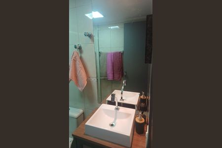 Banheiro de apartamento à venda com 2 quartos, 56m² em Sacoma, São Paulo