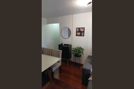 Apartamento à venda com 56m², 2 quartos e 1 vagaSala