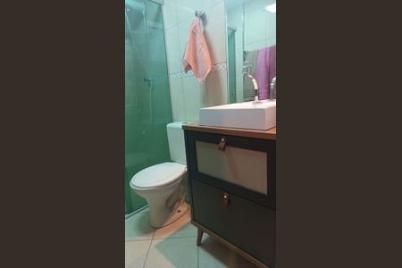 Banheiro de apartamento à venda com 2 quartos, 56m² em Sacoma, São Paulo