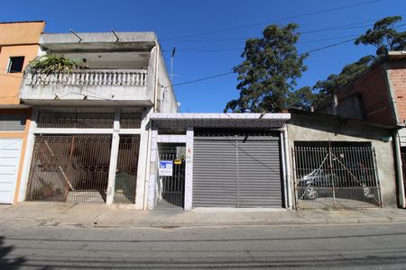 Fachada de casa à venda com 3 quartos, 96m² em Gleba do Pêssego, São Paulo