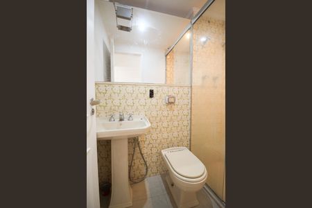 Apartamento à venda com 83m², 3 quartos e 1 vaga Apartamento à venda com 83m², 3 quartos e 1 vagaBanheiro 2