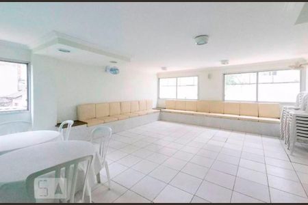 Apartamento à venda com 83m², 3 quartos e 1 vaga Apartamento à venda com 83m², 3 quartos e 1 vagaÁrea comum - Salão de festas