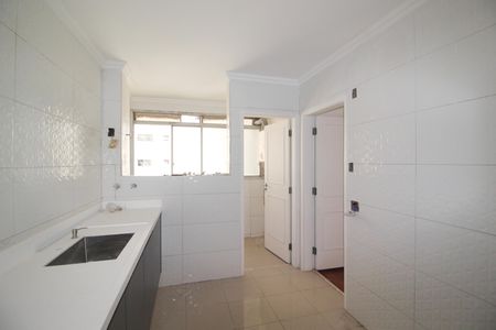 Apartamento à venda com 83m², 3 quartos e 1 vaga Apartamento à venda com 83m², 3 quartos e 1 vagaCozinha
