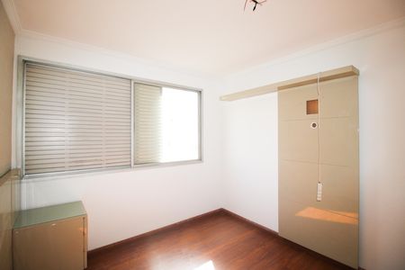 Apartamento à venda com 83m², 3 quartos e 1 vaga Apartamento à venda com 83m², 3 quartos e 1 vagaQuarto 2