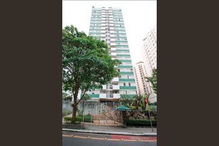 Apartamento à venda com 83m², 3 quartos e 1 vaga Apartamento à venda com 83m², 3 quartos e 1 vagaFachada