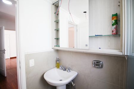 Apartamento à venda com 83m², 3 quartos e 1 vaga Apartamento à venda com 83m², 3 quartos e 1 vagaBanheiro 1