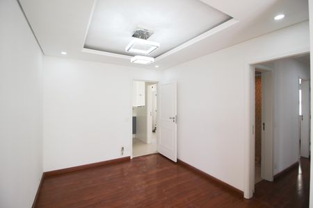 Apartamento à venda com 83m², 3 quartos e 1 vaga Apartamento à venda com 83m², 3 quartos e 1 vagaSala