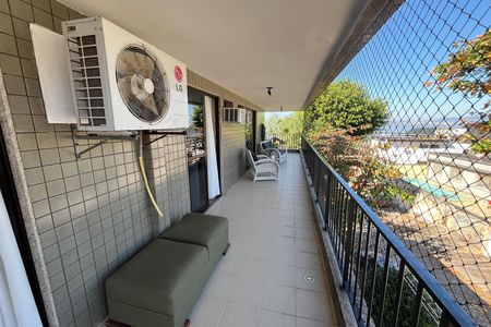 Apartamento à venda com 155m², 3 quartos e 2 vagas Apartamento à venda com 155m², 3 quartos e 2 vagasVaranda
