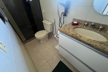 Apartamento à venda com 155m², 3 quartos e 2 vagas Apartamento à venda com 155m², 3 quartos e 2 vagasBanheiro 1