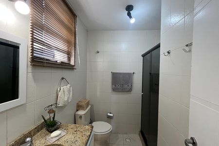 Apartamento à venda com 155m², 3 quartos e 2 vagas Apartamento à venda com 155m², 3 quartos e 2 vagasBanheiro 2