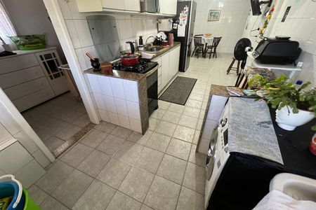 Apartamento à venda com 155m², 3 quartos e 2 vagas Apartamento à venda com 155m², 3 quartos e 2 vagasÁrea de Serviço