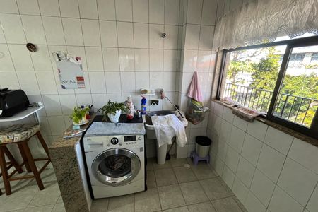 Apartamento à venda com 155m², 3 quartos e 2 vagas Apartamento à venda com 155m², 3 quartos e 2 vagasÁrea de Serviço