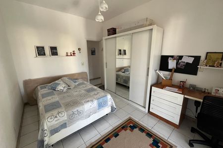 Apartamento à venda com 155m², 3 quartos e 2 vagas Apartamento à venda com 155m², 3 quartos e 2 vagasQuarto 1
