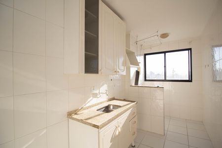 Cozinha de apartamento à venda com 2 quartos, 53m² em Vila Palmeiras, São Paulo