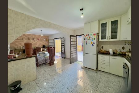 Cozinha de casa à venda com 3 quartos, 250m² em Jardim Las Vegas, Guarulhos