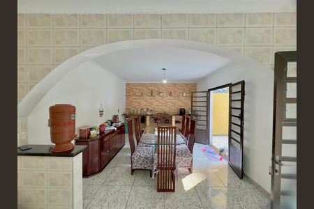 Sala de Jantar de casa à venda com 3 quartos, 250m² em Jardim Las Vegas, Guarulhos