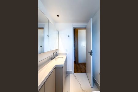 Apartamento à venda com 96m², 3 quartos e 1 vagaBanheiro da Suíte