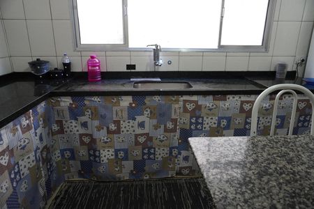 Casa à venda com 5 quartos, 100m² em Vila Jacuí, São Paulo