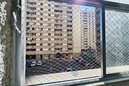 Apartamento para alugar com 57m², 2 quartos e 1 vagaVista