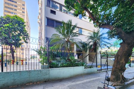 Fachada do Condomínio  de apartamento para alugar com 2 quartos, 57m² em Estácio, Rio de Janeiro